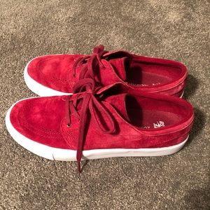 Nike Janowski “Hi tape”